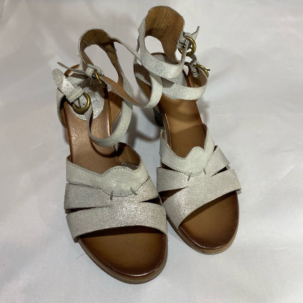 OOAK Miz Mooz Hercegovina Silver Gray Block Heels